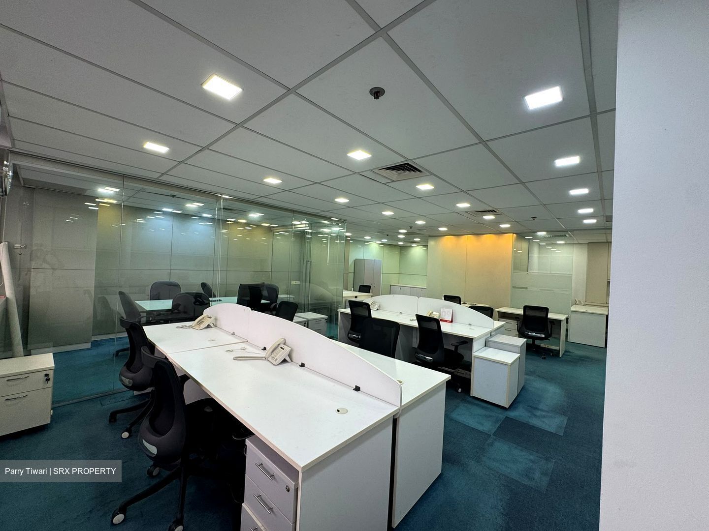 International Plaza (D2), Office #570198471